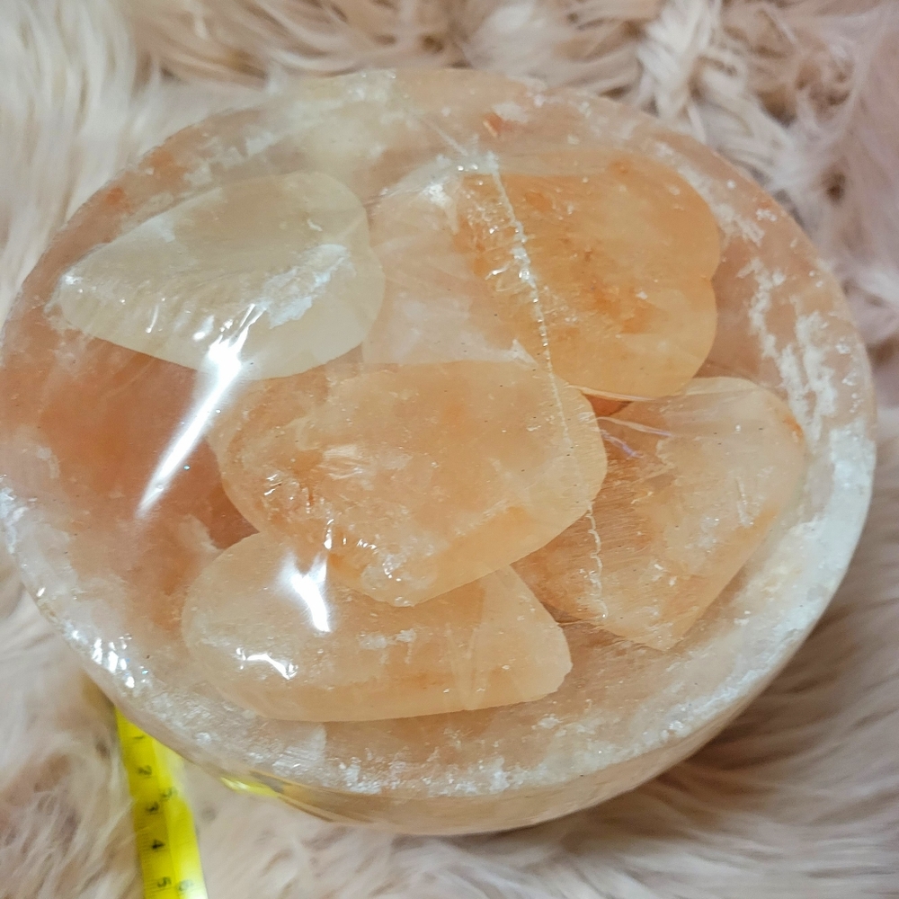 HTF RARE LARGE 7" HIMALAYAN SALT LAMP BOWL WITH 7 HEART SHAPED MASSAGE "STONES"